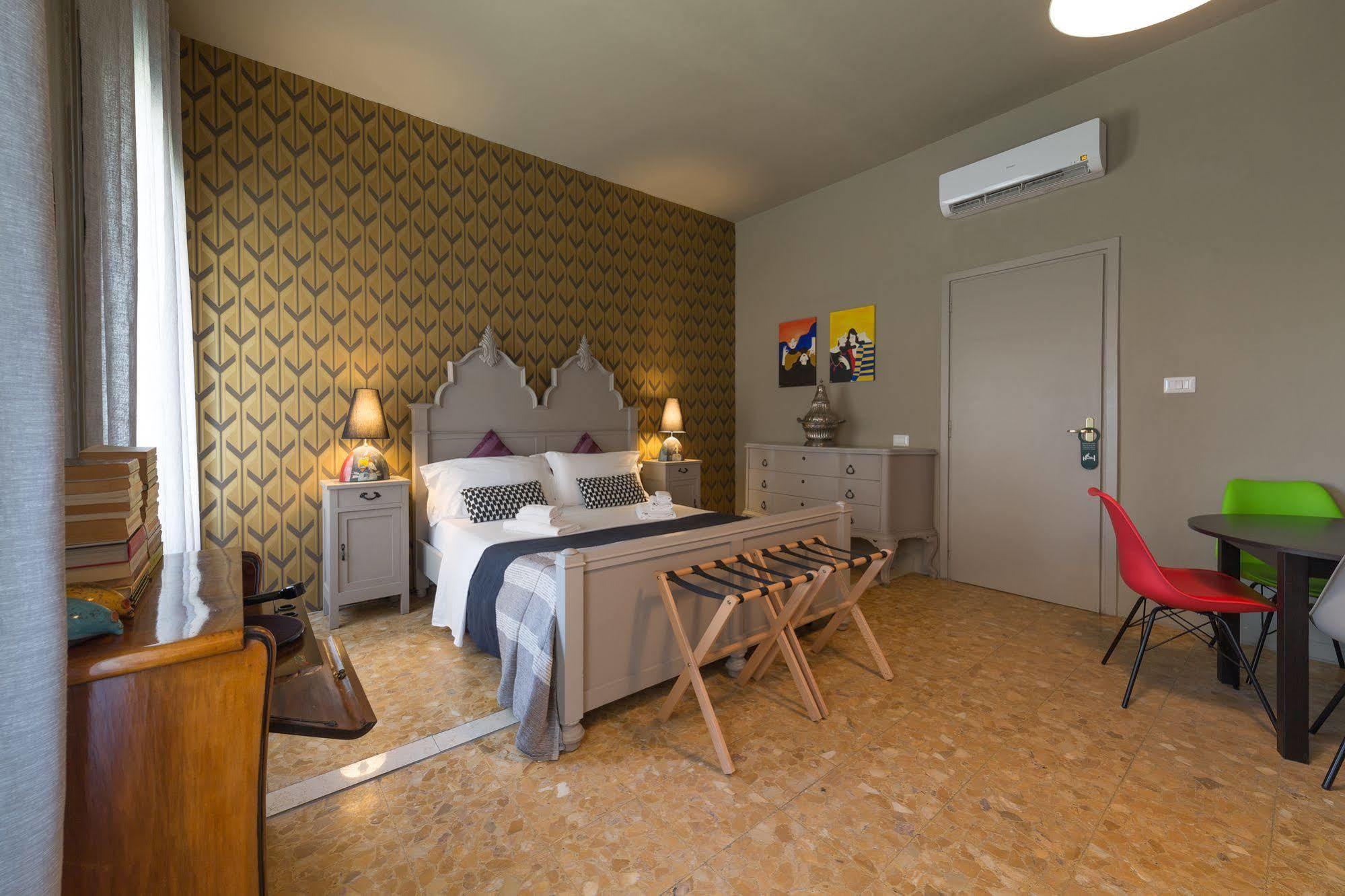 Budget Rooms Cagliari Ngoại thất bức ảnh